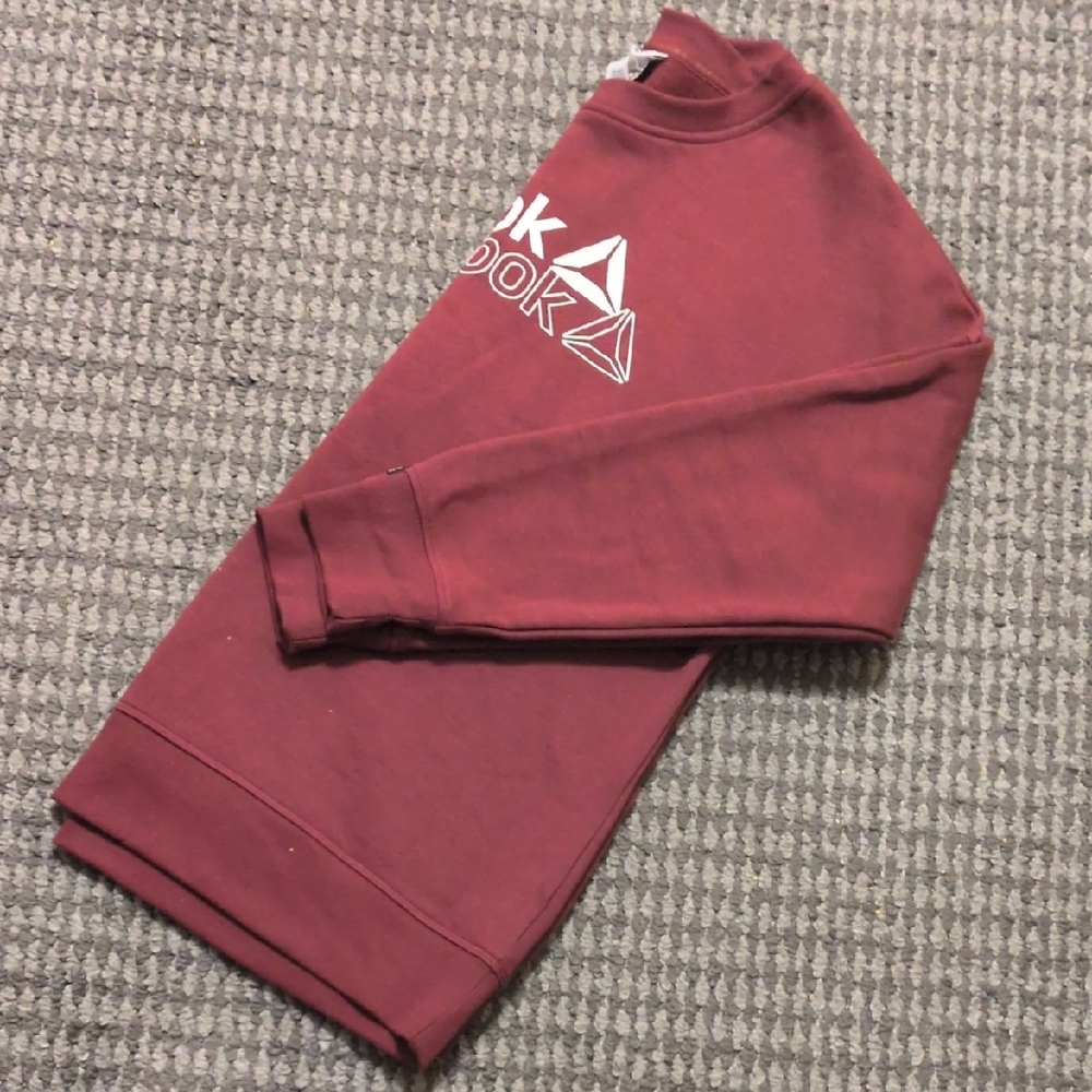 Reebok Maroon Sweatshirt with White Logo - Picture 7 of 7